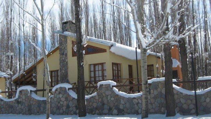 Terrazas En El Bosque Cabanas Malargüe Rom bilde